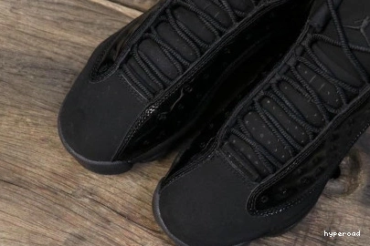 Hyperoad CAP AND JORDAN AIR 13 GOWN 1022